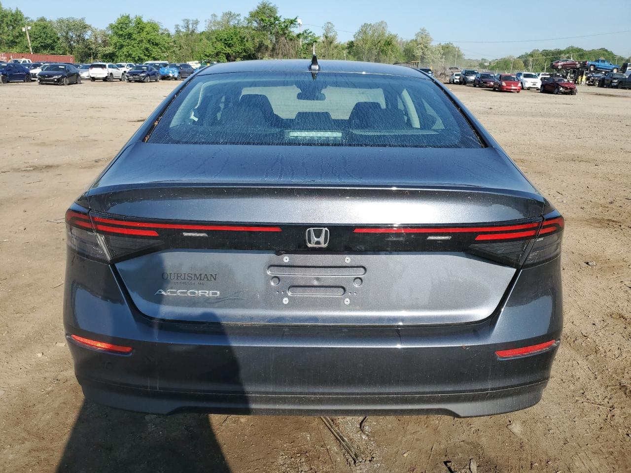 Photo 5 VIN: 1HGCY1F35PA051352 - HONDA ACCORD 