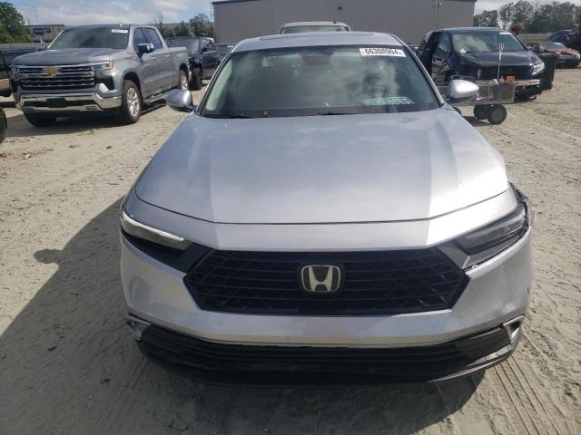 Photo 4 VIN: 1HGCY1F35RA028642 - HONDA ACCORD EX 