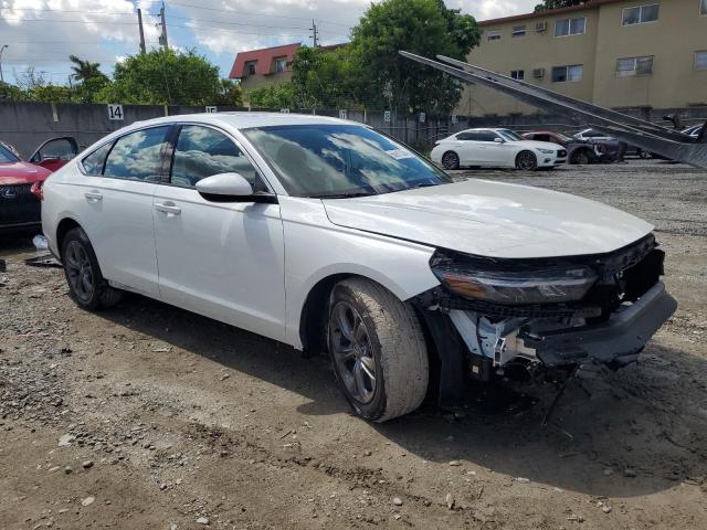 Photo 3 VIN: 1HGCY1F35RA046624 - HONDA ACCORD EX 