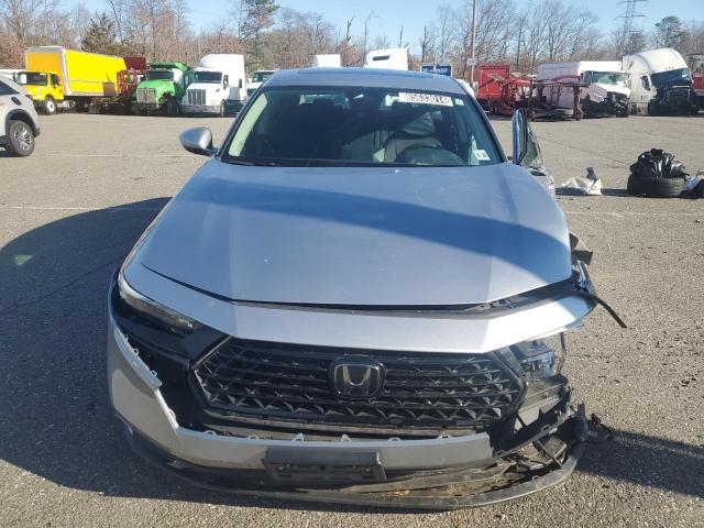 Photo 4 VIN: 1HGCY1F36PA026816 - HONDA ACCORD EX 