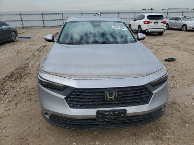 Photo 4 VIN: 1HGCY1F36PA036116 - HONDA ACCORD EX 