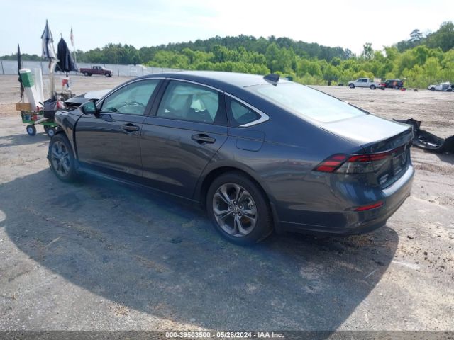 Photo 2 VIN: 1HGCY1F36RA020310 - HONDA ACCORD 