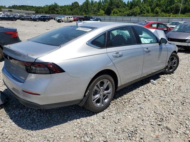 Photo 2 VIN: 1HGCY1F36RA033140 - HONDA ACCORD EX 