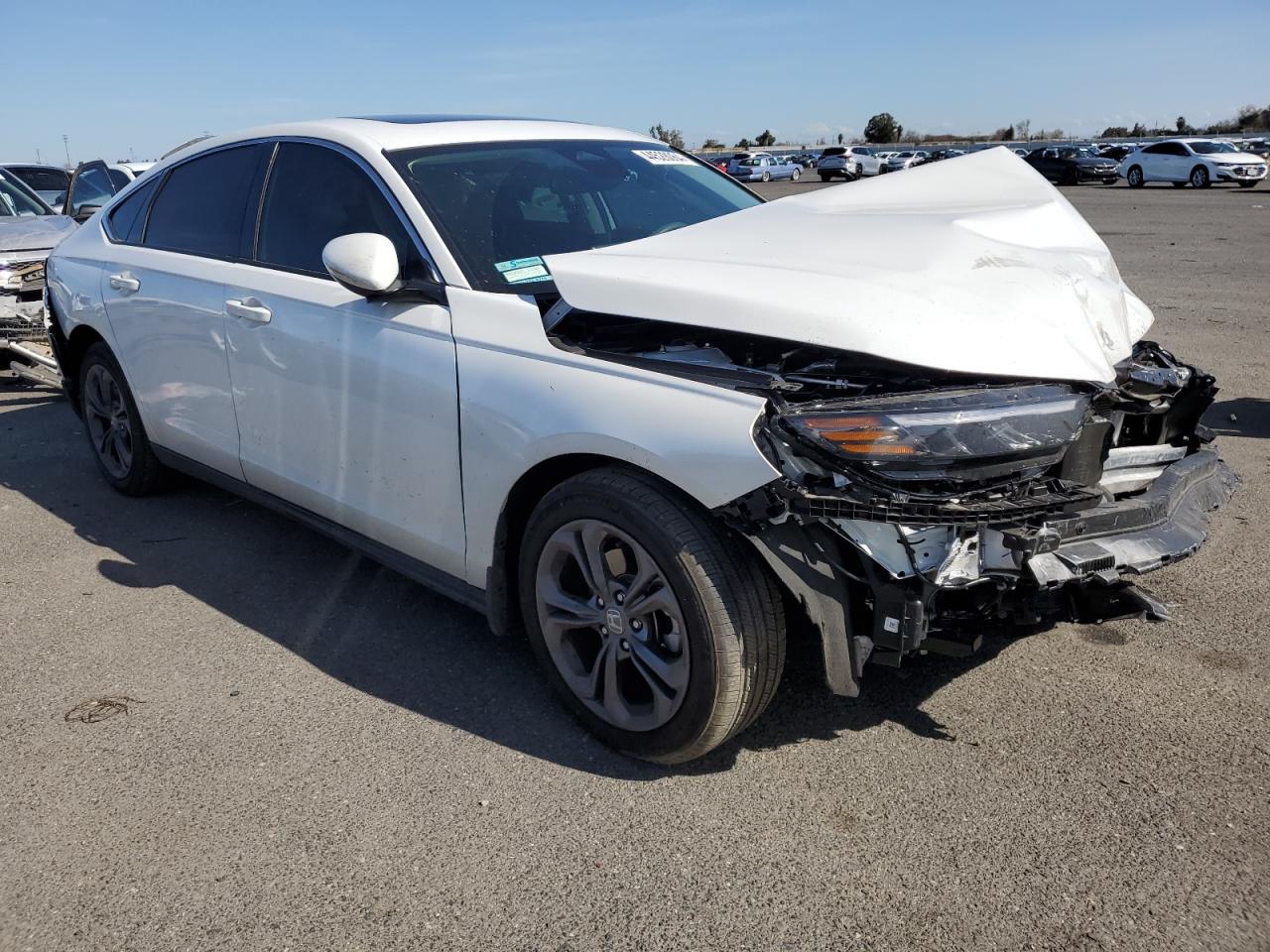 Photo 3 VIN: 1HGCY1F37PA043768 - HONDA ACCORD 