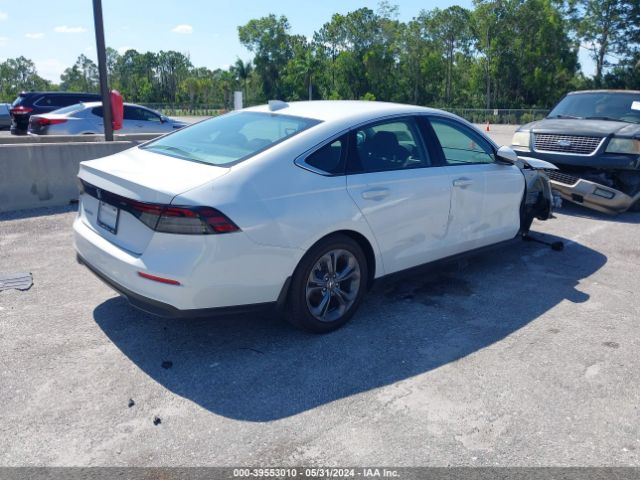 Photo 3 VIN: 1HGCY1F37RA014032 - HONDA ACCORD 