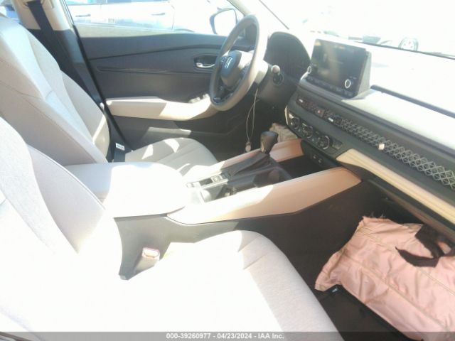 Photo 4 VIN: 1HGCY1F38PA056898 - HONDA ACCORD 