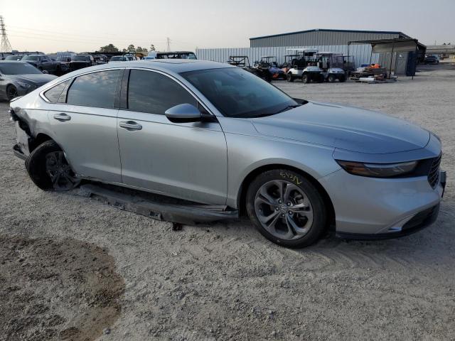 Photo 3 VIN: 1HGCY1F38RA000432 - HONDA ACCORD EX 