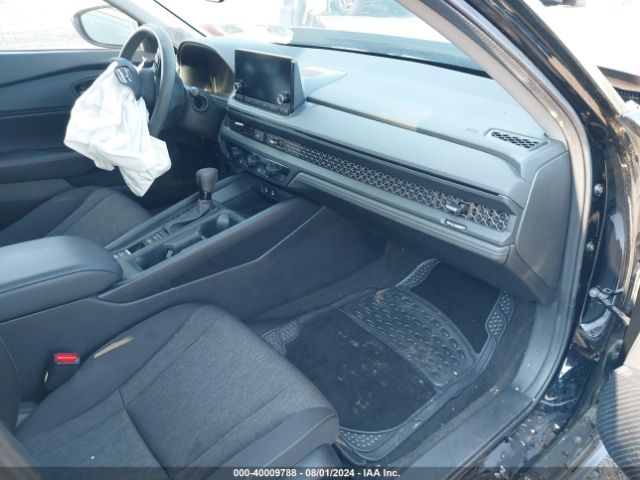 Photo 4 VIN: 1HGCY1F38RA004755 - HONDA ACCORD 