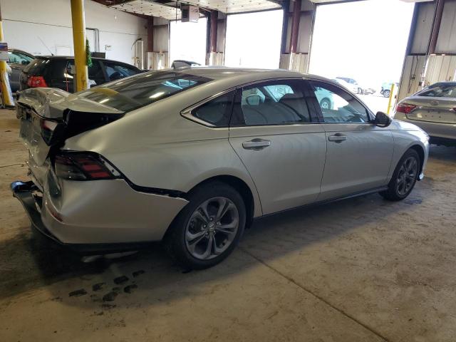 Photo 2 VIN: 1HGCY1F38RA007638 - HONDA ACCORD 