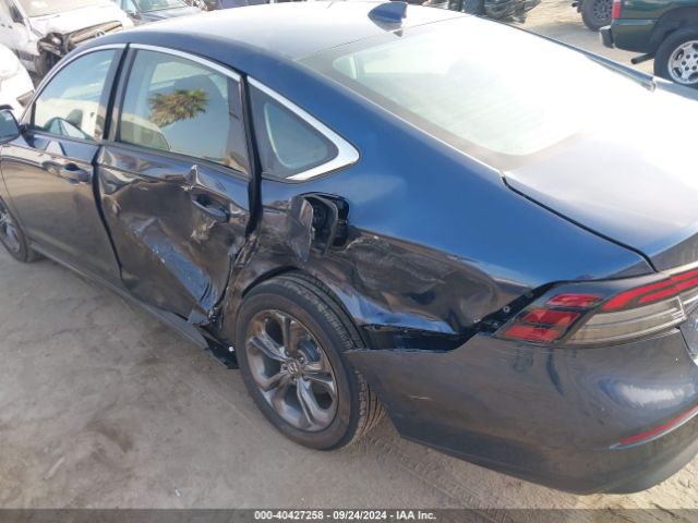 Photo 5 VIN: 1HGCY1F38RA042096 - HONDA ACCORD 