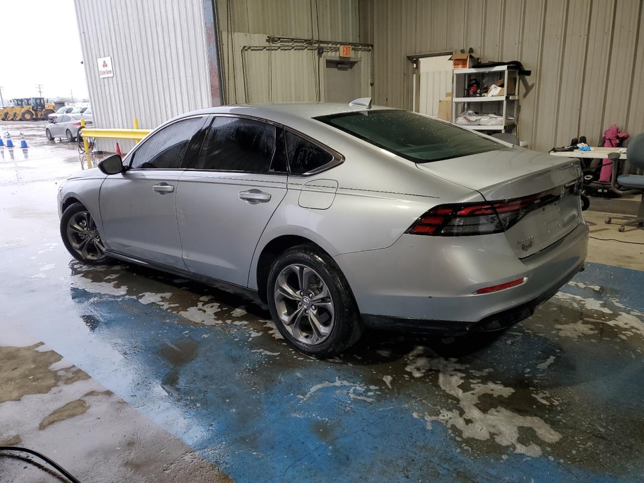 Photo 1 VIN: 1HGCY1F39PA021769 - HONDA ACCORD 