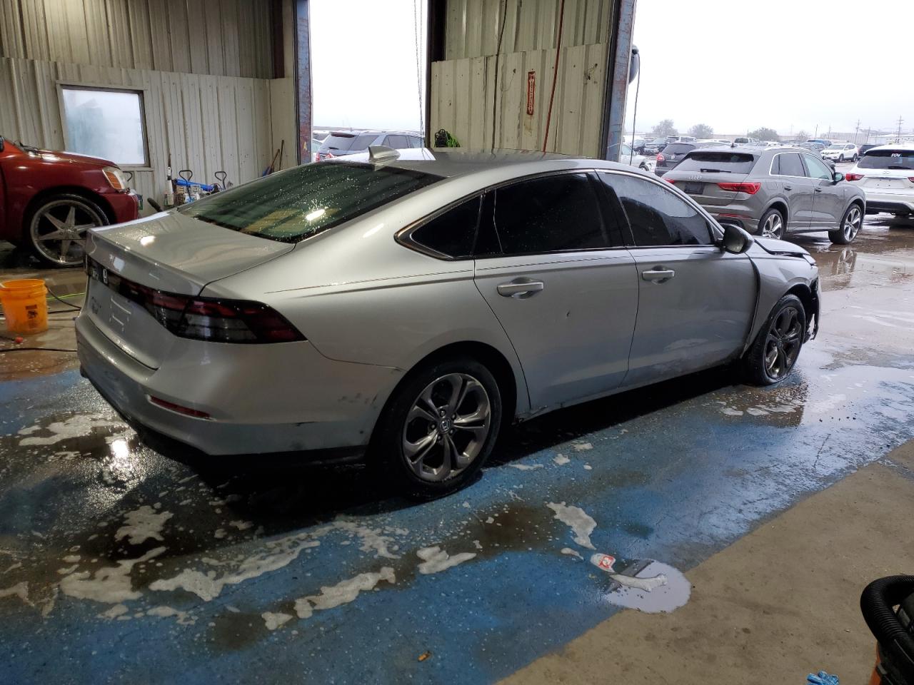 Photo 2 VIN: 1HGCY1F39PA021769 - HONDA ACCORD 