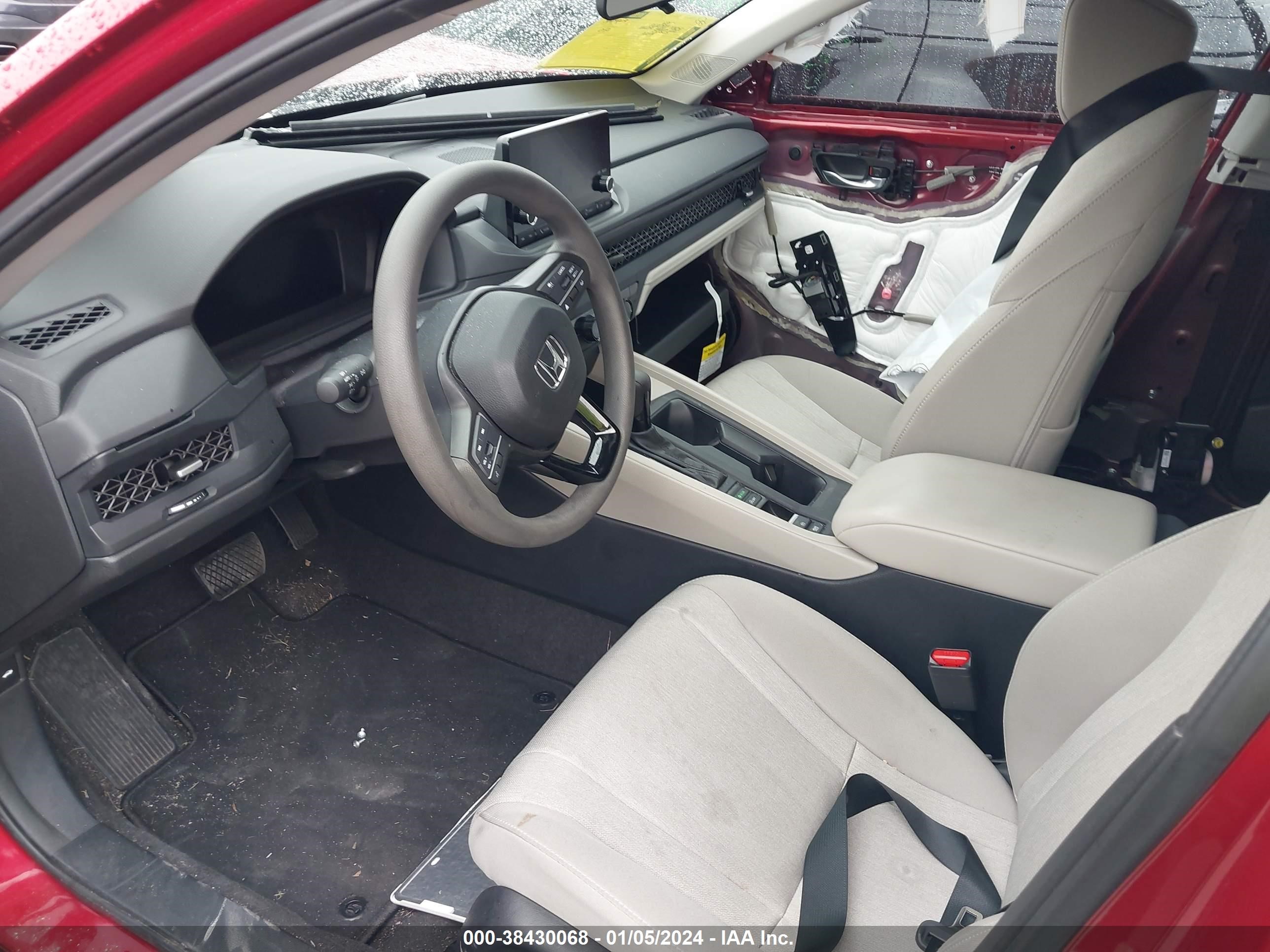 Photo 4 VIN: 1HGCY1F39PA038474 - HONDA ACCORD 