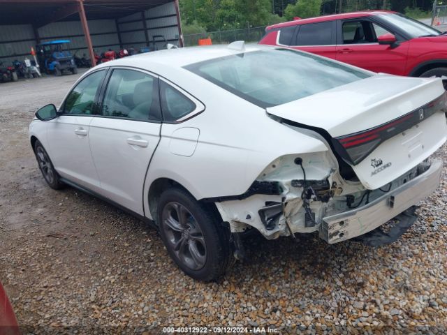 Photo 2 VIN: 1HGCY1F39RA012668 - HONDA ACCORD 