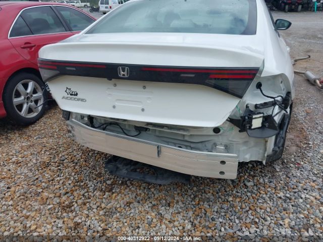 Photo 5 VIN: 1HGCY1F39RA012668 - HONDA ACCORD 