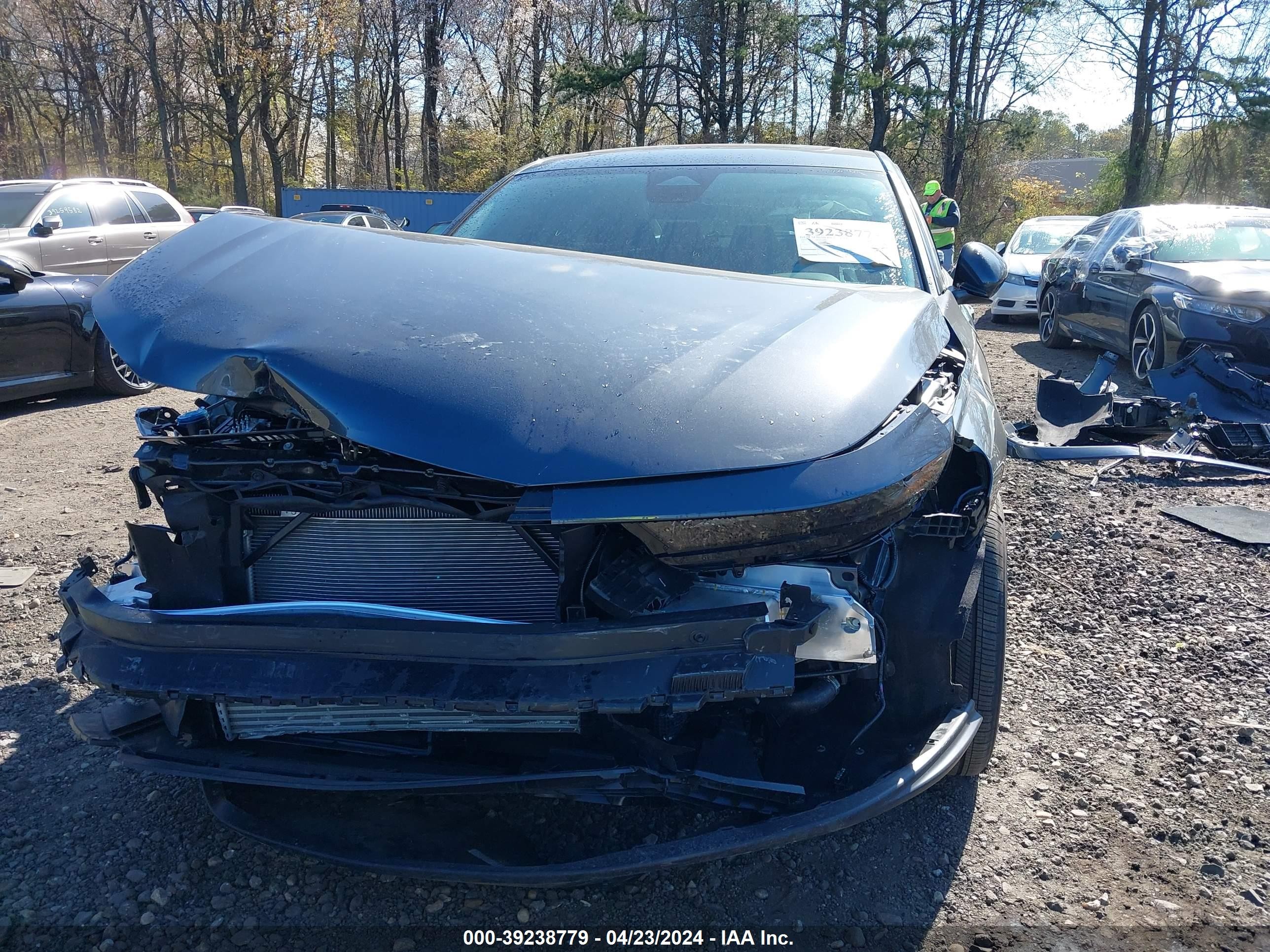 Photo 12 VIN: 1HGCY1F39RA038073 - HONDA ACCORD 