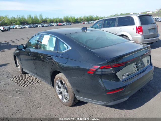 Photo 2 VIN: 1HGCY1F39RA045346 - HONDA ACCORD 