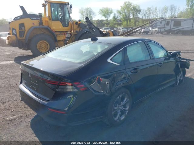 Photo 3 VIN: 1HGCY1F39RA045346 - HONDA ACCORD 