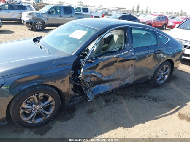 Photo 5 VIN: 1HGCY1F39RA068366 - HONDA ACCORD 