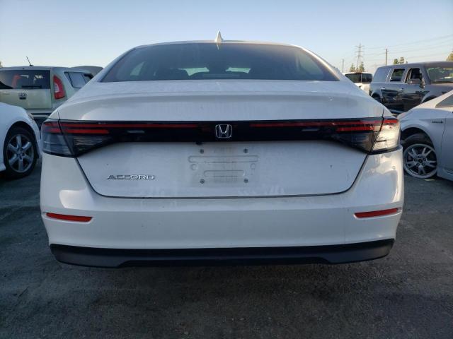 Photo 5 VIN: 1HGCY1F3XPA009422 - HONDA ACCORD EX 