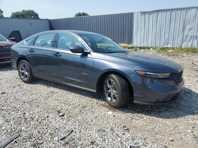 Photo 3 VIN: 1HGCY1F3XPA045692 - HONDA ACCORD EX 