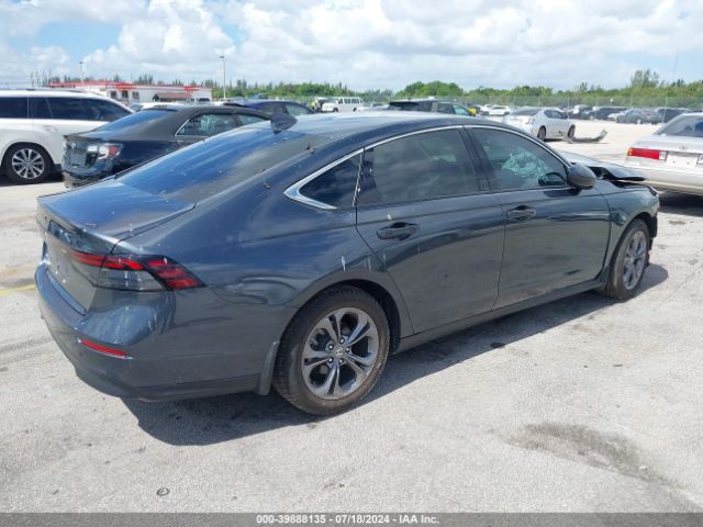 Photo 3 VIN: 1HGCY1F3XRA024425 - HONDA ACCORD 