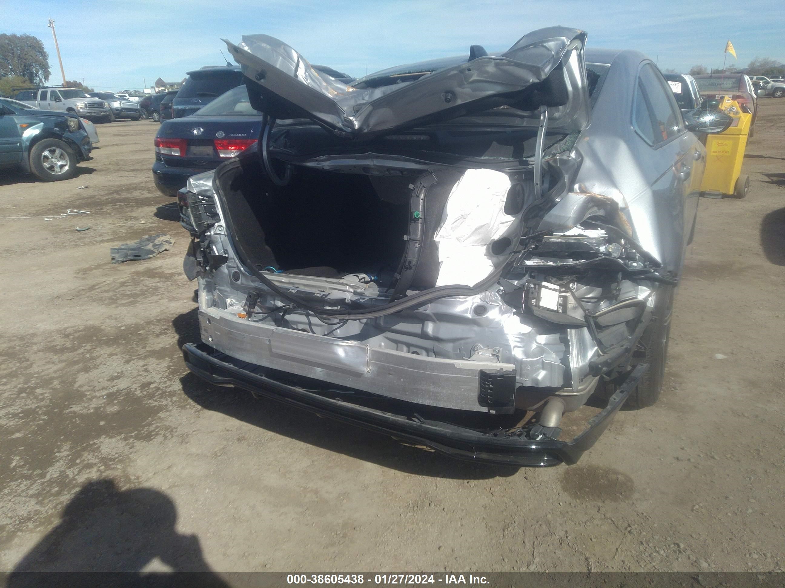 Photo 5 VIN: 1HGCY2F50PA020131 - HONDA ACCORD 