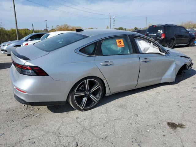 Photo 2 VIN: 1HGCY2F50RA043671 - HONDA ACCORD HYB 