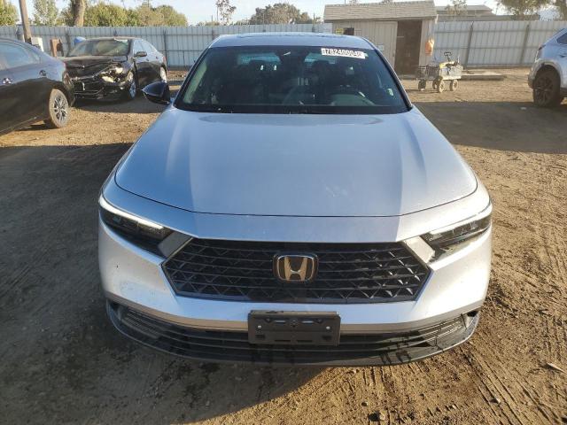 Photo 4 VIN: 1HGCY2F53RA049951 - HONDA ACCORD HYB 