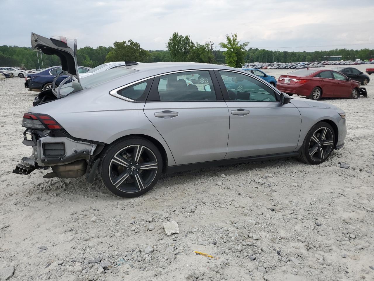 Photo 2 VIN: 1HGCY2F54PA050877 - HONDA ACCORD 