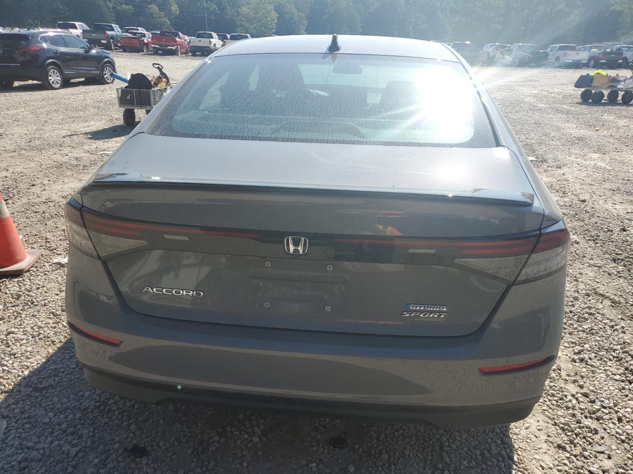 Photo 5 VIN: 1HGCY2F56PA036057 - HONDA ACCORD 