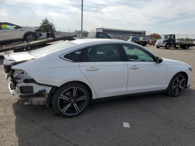 Photo 2 VIN: 1HGCY2F58PA011502 - HONDA ACCORD HYB 