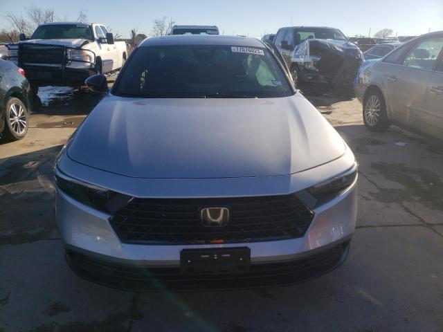 Photo 4 VIN: 1HGCY2F58PA053183 - HONDA ACCORD 