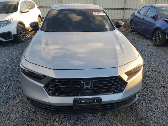 Photo 4 VIN: 1HGCY2F5XPA004468 - HONDA ACCORD HYB 