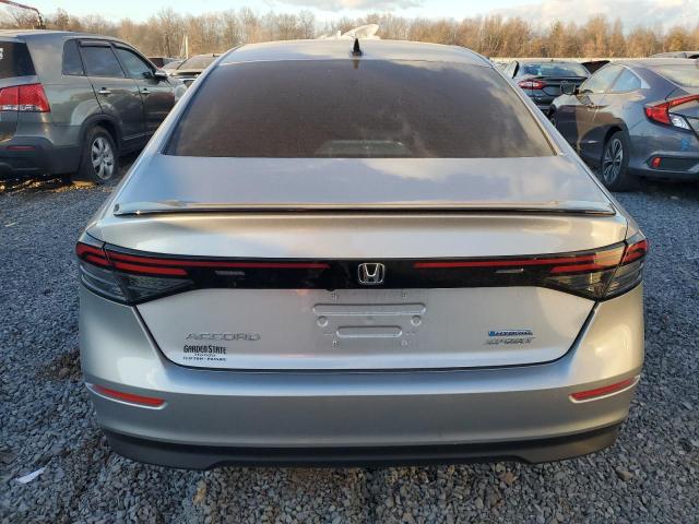 Photo 5 VIN: 1HGCY2F5XPA004468 - HONDA ACCORD HYB 