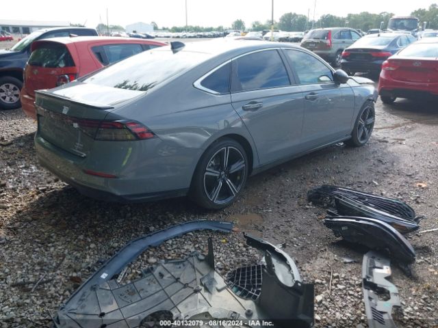 Photo 3 VIN: 1HGCY2F5XRA002450 - HONDA ACCORD 