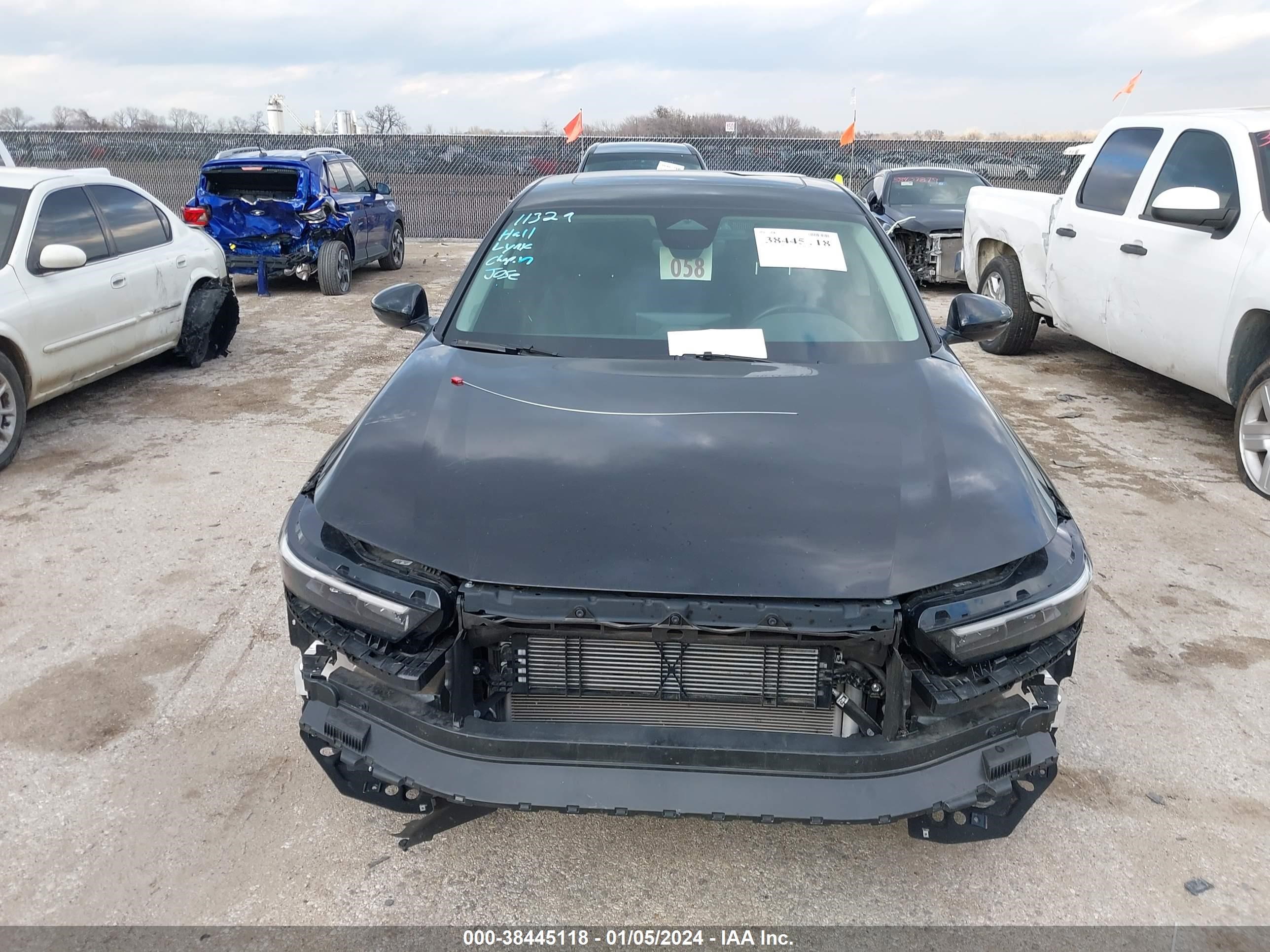 Photo 12 VIN: 1HGCY2F63PA012582 - HONDA ACCORD 