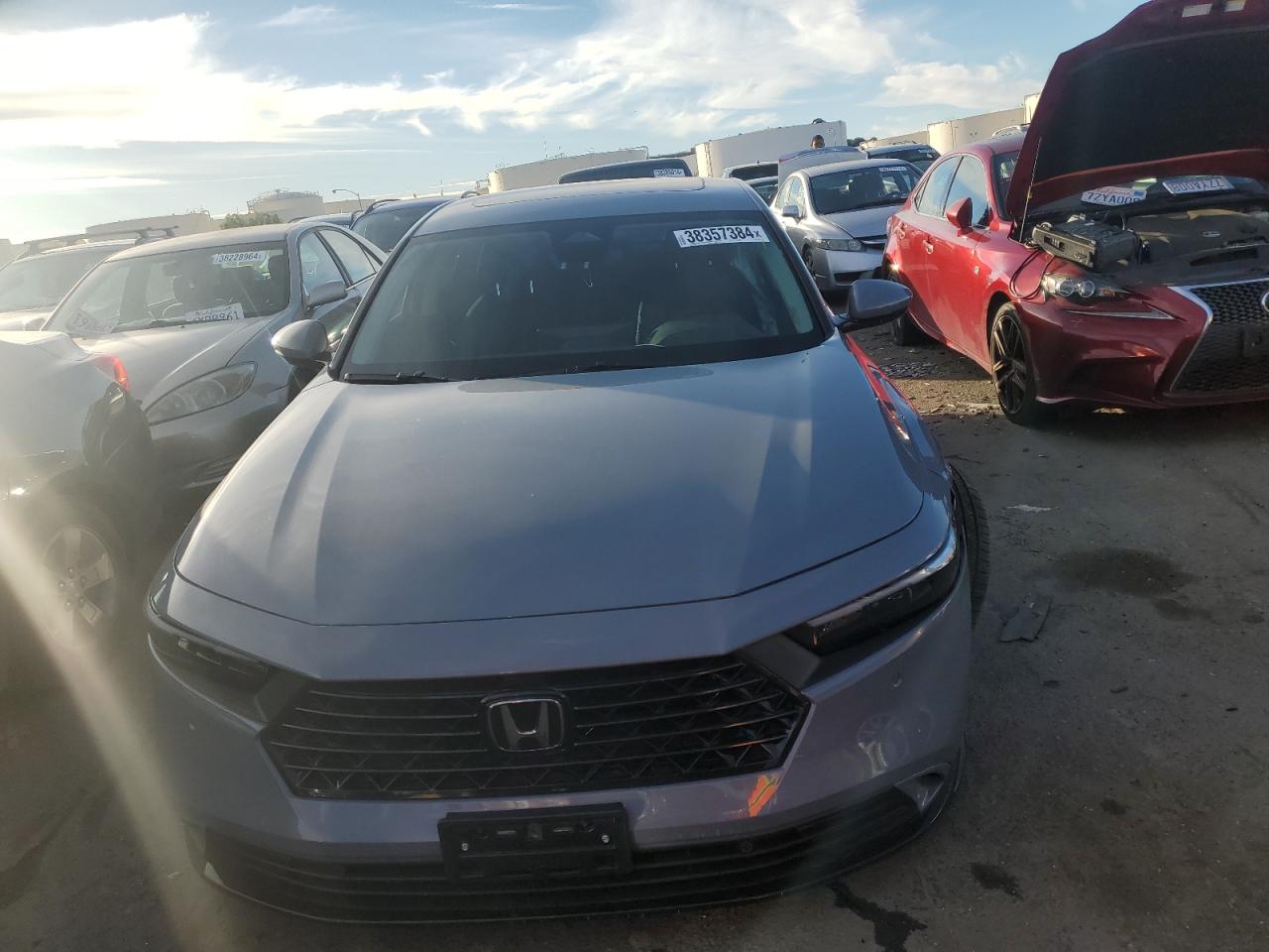 Photo 4 VIN: 1HGCY2F66PA011099 - HONDA ACCORD 