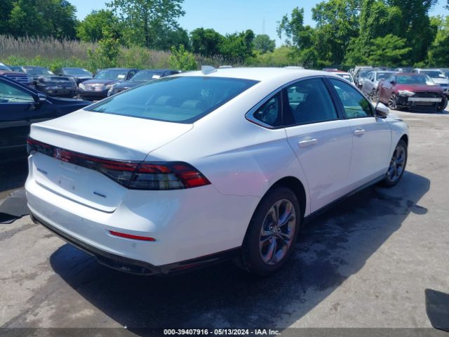 Photo 3 VIN: 1HGCY2F6XPA007458 - HONDA ACCORD 