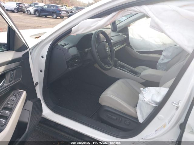 Photo 4 VIN: 1HGCY2F6XPA047653 - HONDA ACCORD HYBRID 