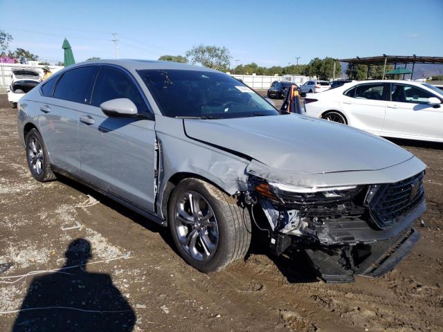 Photo 3 VIN: 1HGCY2F6XPA054229 - HONDA ACCORD 