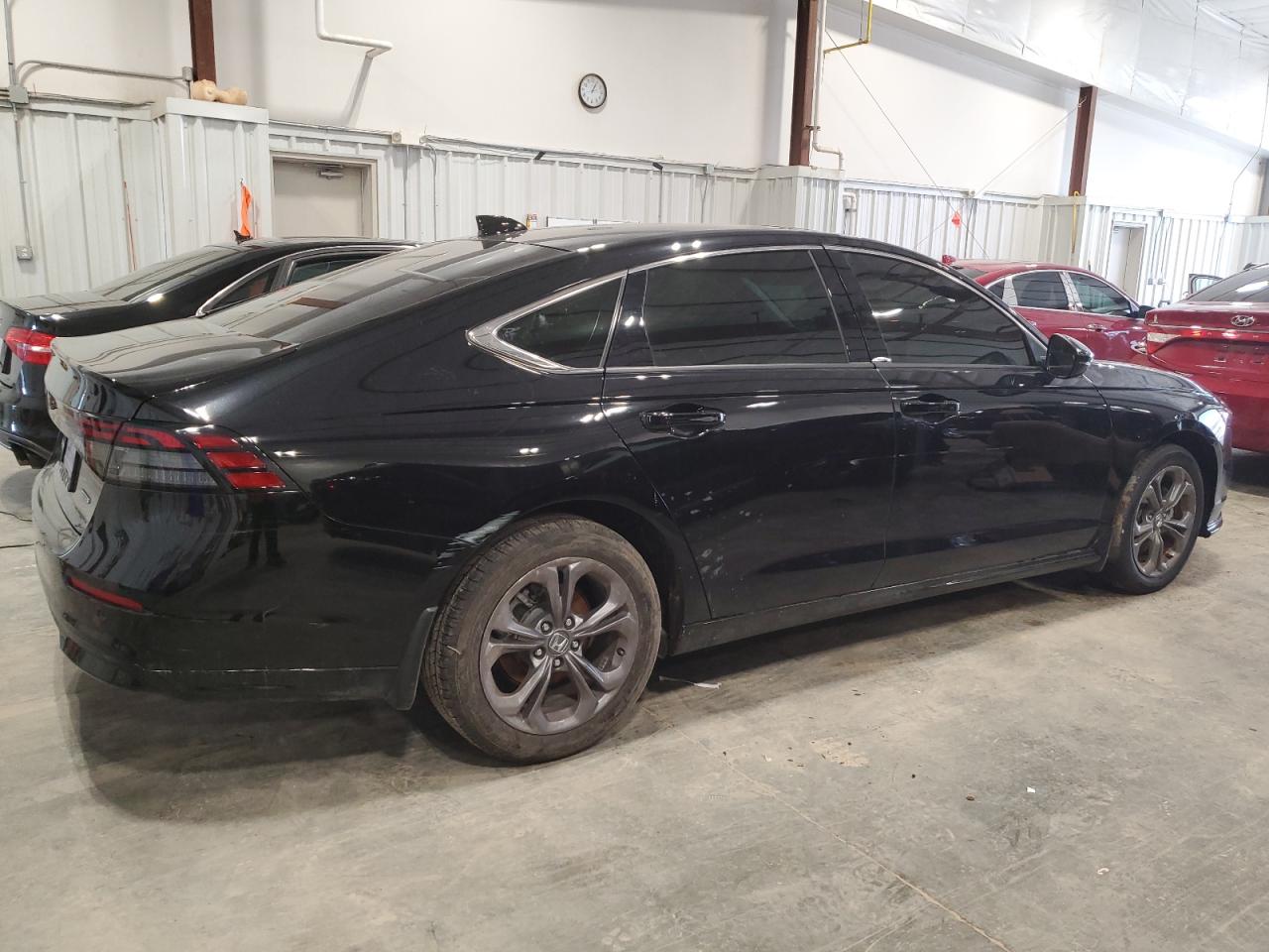 Photo 2 VIN: 1HGCY2F6XRA014509 - HONDA ACCORD 