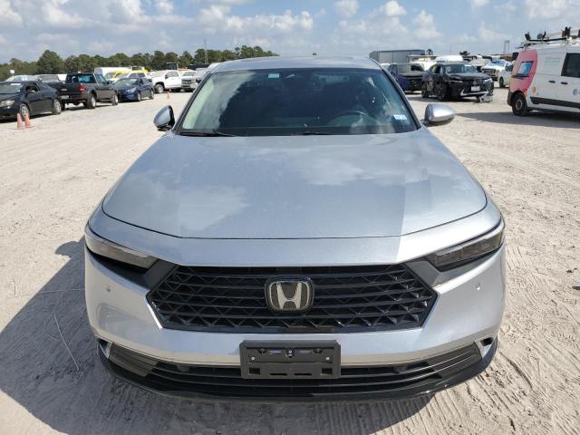 Photo 4 VIN: 1HGCY2F6XRA018981 - HONDA ACCORD HYB 