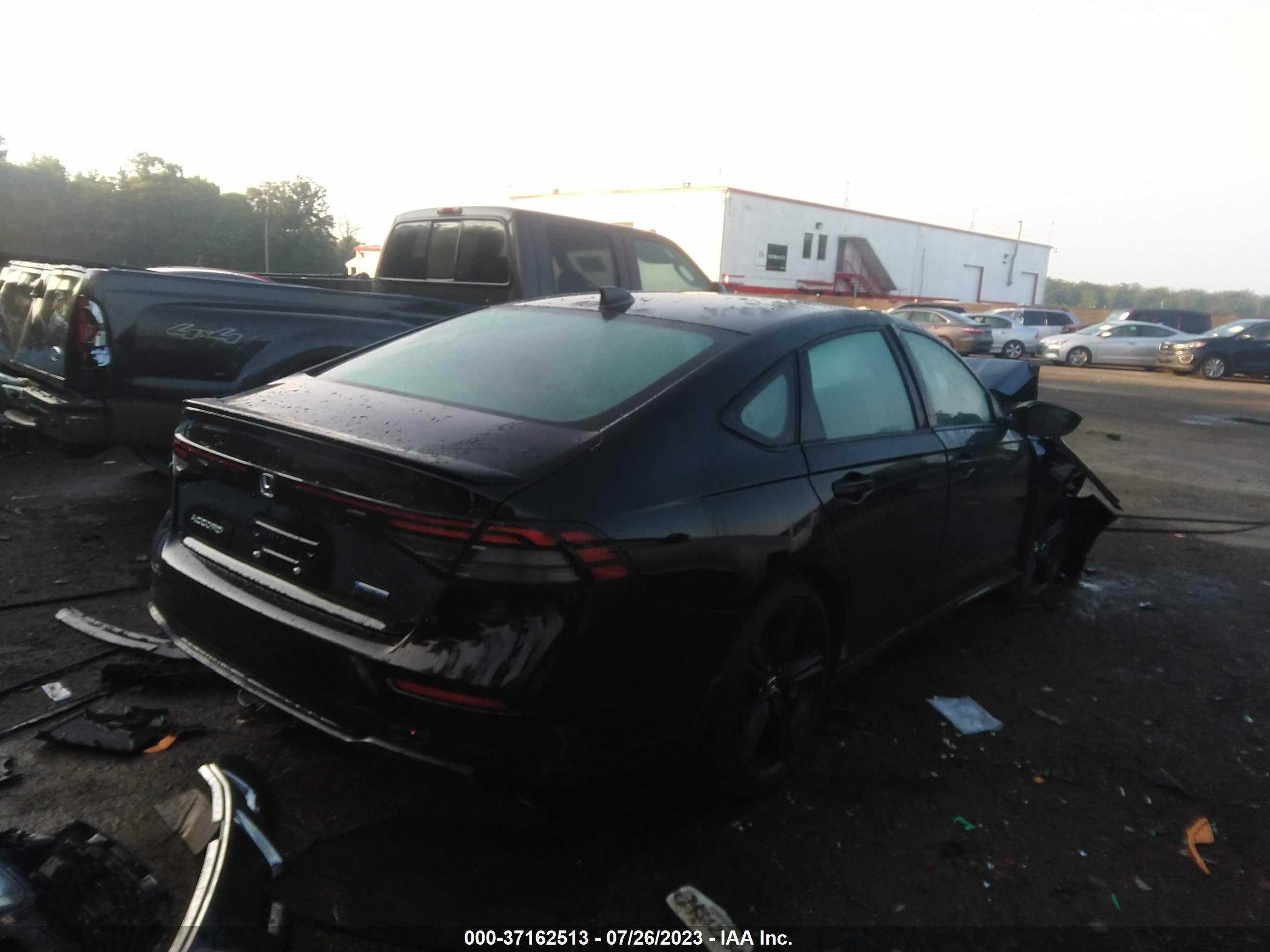 Photo 3 VIN: 1HGCY2F71PA046058 - HONDA ACCORD 