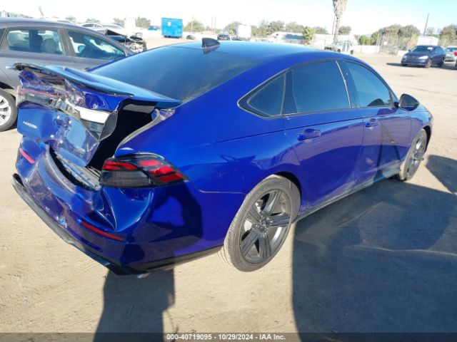 Photo 3 VIN: 1HGCY2F74RA067604 - HONDA ACCORD 