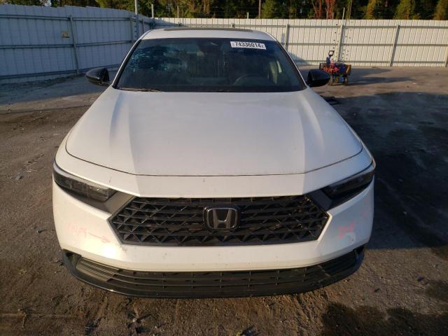 Photo 4 VIN: 1HGCY2F77PA045979 - HONDA ACCORD HYB 