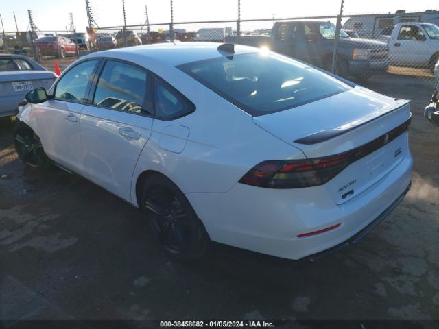 Photo 2 VIN: 1HGCY2F77RA004917 - HONDA ACCORD 