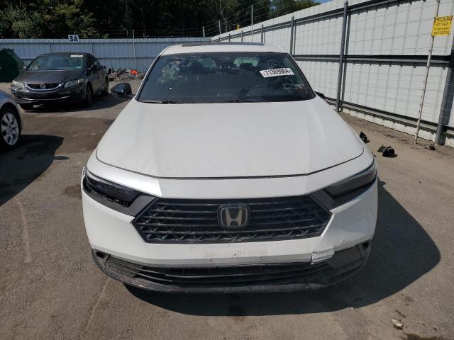 Photo 4 VIN: 1HGCY2F79PA010117 - HONDA ACCORD HYB 