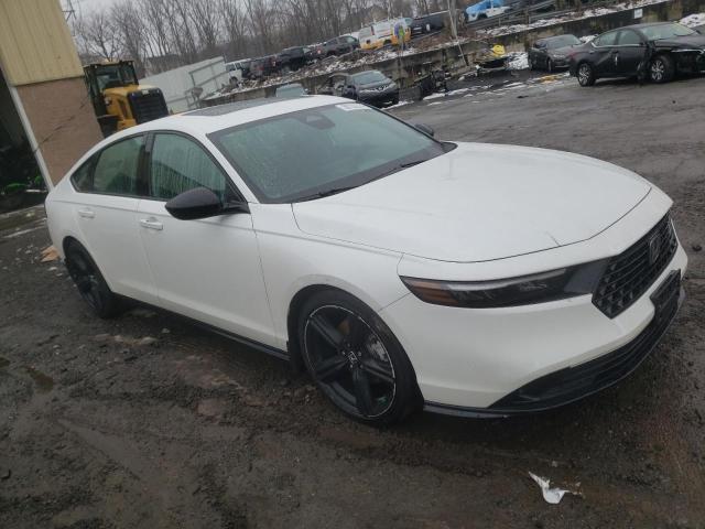 Photo 3 VIN: 1HGCY2F7XPA013978 - HONDA ACCORD 