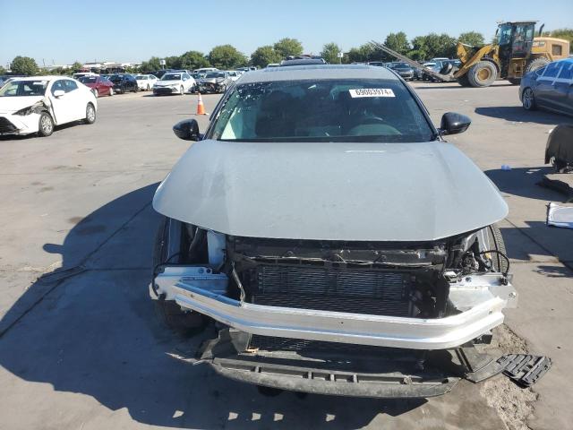 Photo 4 VIN: 1HGCY2F7XRA031996 - HONDA ACCORD HYB 